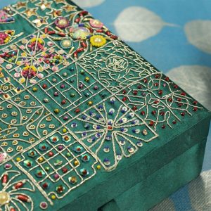 8 x 8 x 3 inch Green Embroidered Geometric Zari Box