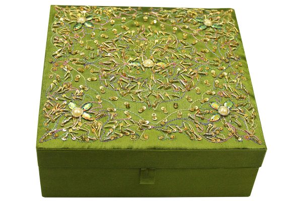 8 x 8 x 3 inch Green Embroidered Floral Zari Box