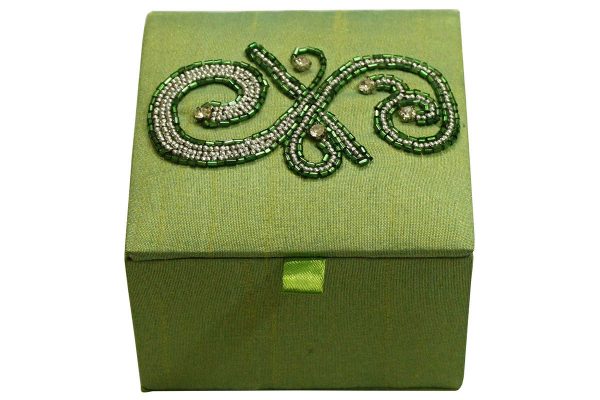 4 x 4 x 2.5 inch Green Embroidered Geometric Zari Box