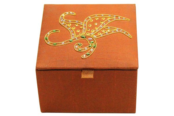 4 x 4 x 2.5 inch Brown Embroidered Floral Zari Box