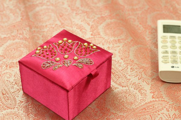 4 x 4 x 2.5 inch Pink Embroidered Floral Zari Box