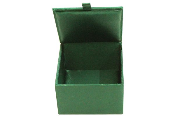 4 x 4 x 2.5 inch Green Embroidered Floral Zari Box