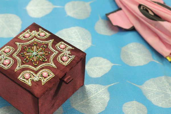 4 x 4 x 2.5 inch Brown Embroidered Floral Zari Box