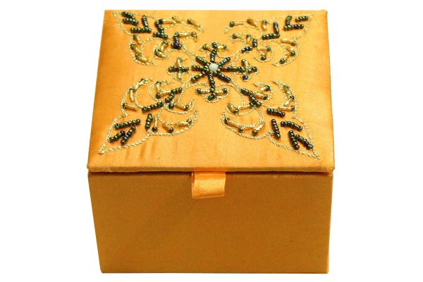 4 x 4 x 2.5 inch Yellow Embroidered Floral Zari Box