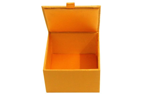 4 x 4 x 2.5 inch Yellow Embroidered Floral Zari Box