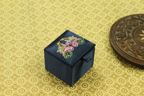 2.5 x 2.5 x 2 inch Blue Embroidered Floral Zari Box