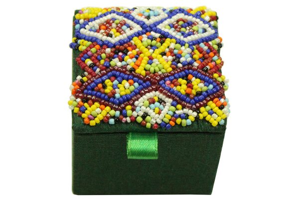 2.5 x 2.5 x 2 inch Green Embroidered Geometric Zari Box