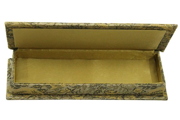 8 x 2.5 x 1 inch Gold Embroidered Floral Zari Box