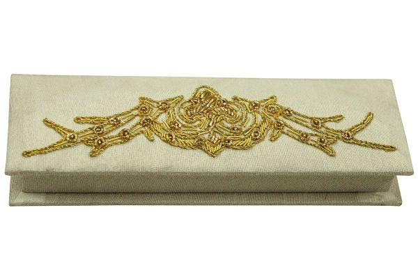 8 x 2.5 x 1 inch White Embroidered Floral Zari Box