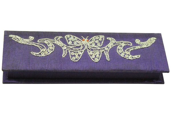 8 x 2.5 x 1 inch Blue Embroidered Animal Zari Box