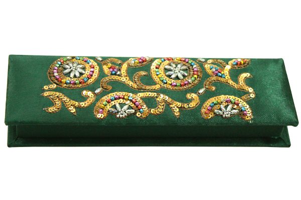 8 x 2.5 x 1 inch Green Embroidered Floral Zari Box