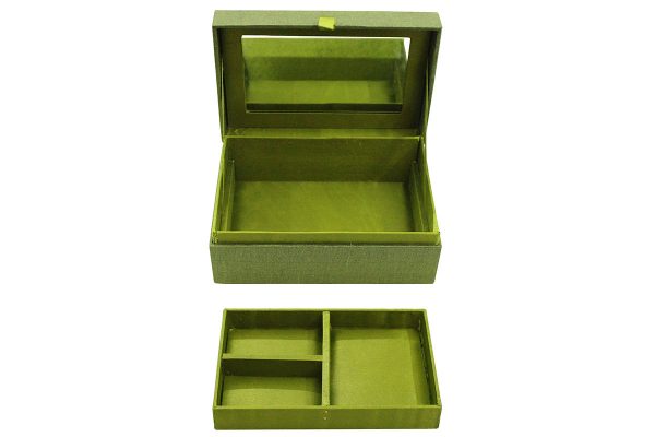 7.5 x 5 x 3 inch Green Embroidered Floral Zari Box