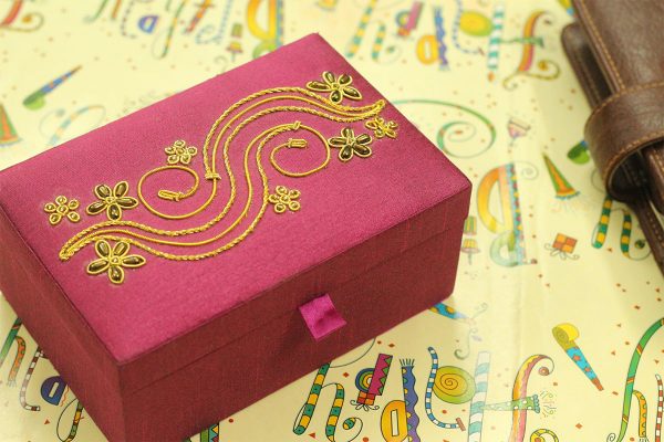 6 x 4 x 3 inch Pink Embroidered Floral Zari Box
