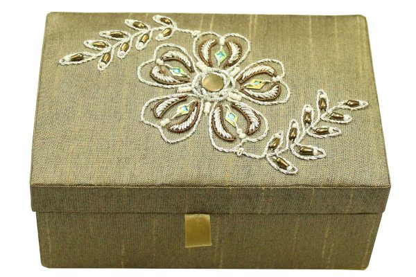 6 x 4 x 3 inch Green Embroidered Floral Zari Box