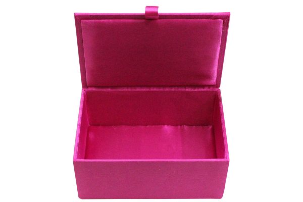 6 x 4 x 2.5 inch Pink Embroidered Floral Zari Box