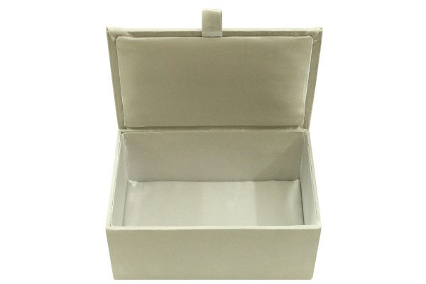 6 x 4 x 2.5 inch White Embroidered Floral Zari Box