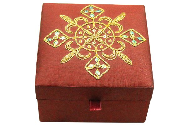 5 x 5 x 3 inch Maroon Embroidered Floral Zari Box