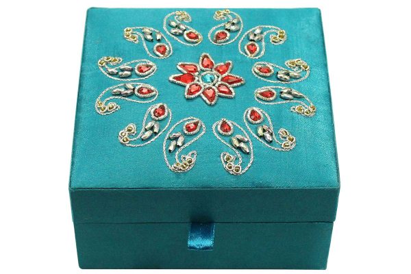 5 x 5 x 2.5 inch Blue Embroidered Floral Zari Box