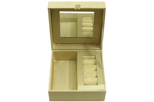 5 x 5 x 2.5 inch White Embroidered Floral Zari Box